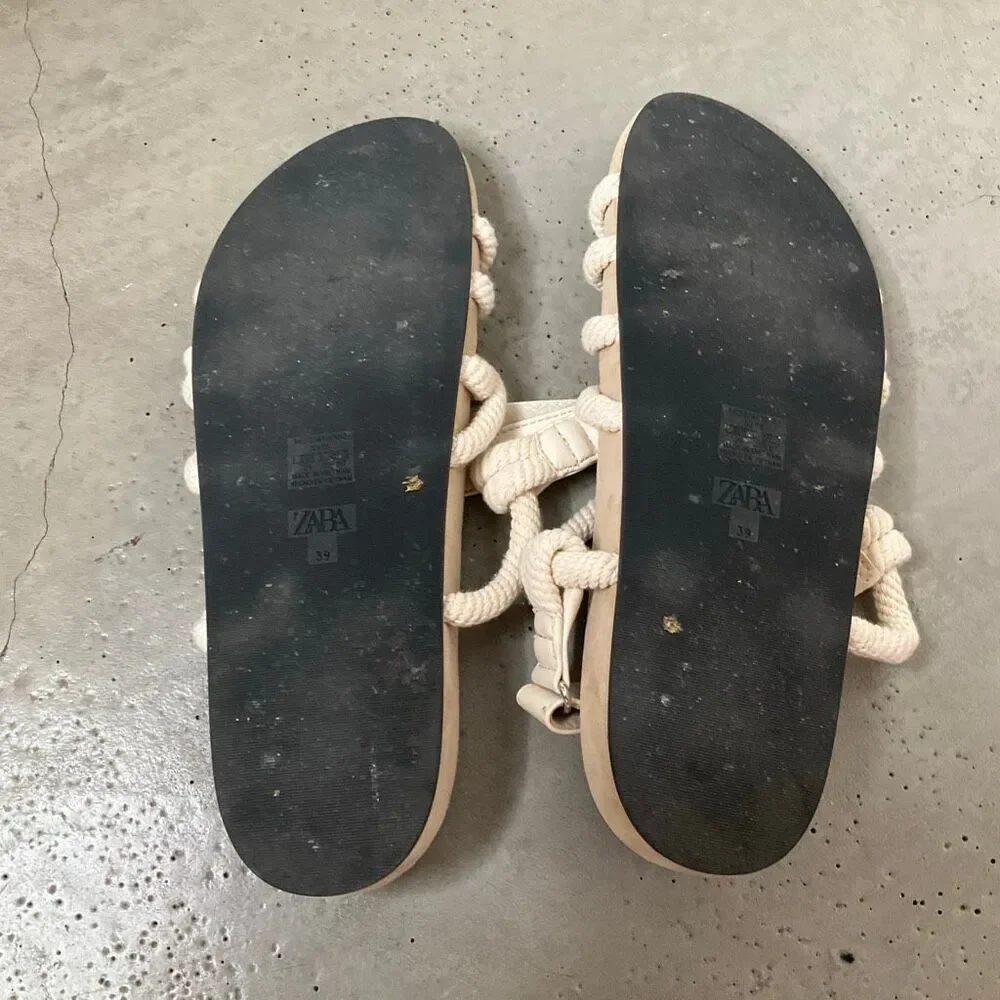 Zara Low Knotted Sandals - Picture 7 of 7